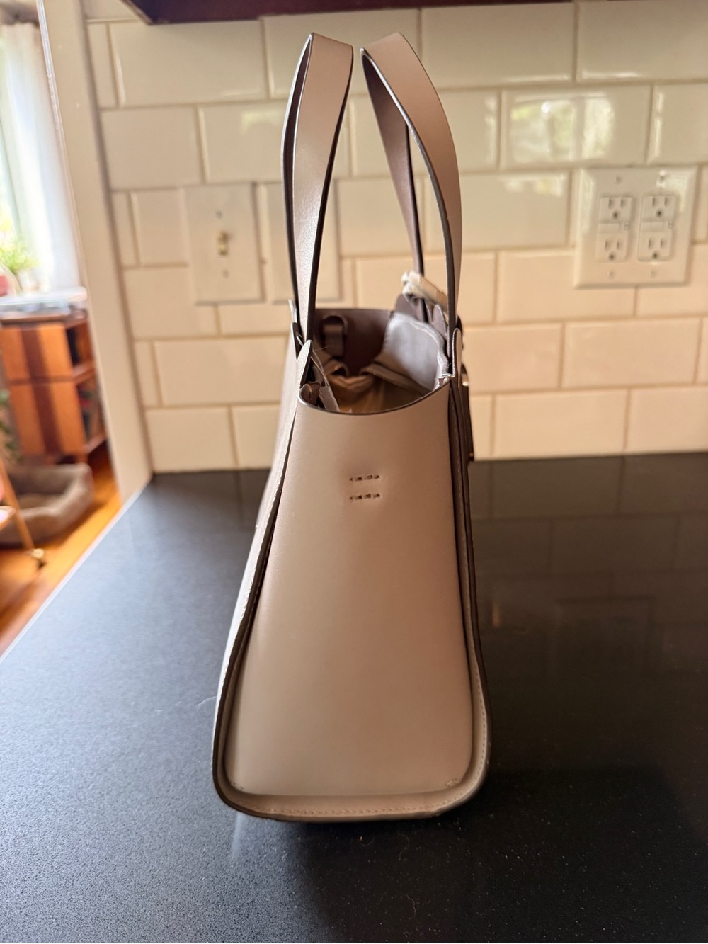 NWT kate spade Scalloped Tote in Light Taupe Gray - Picture 5 of 8
